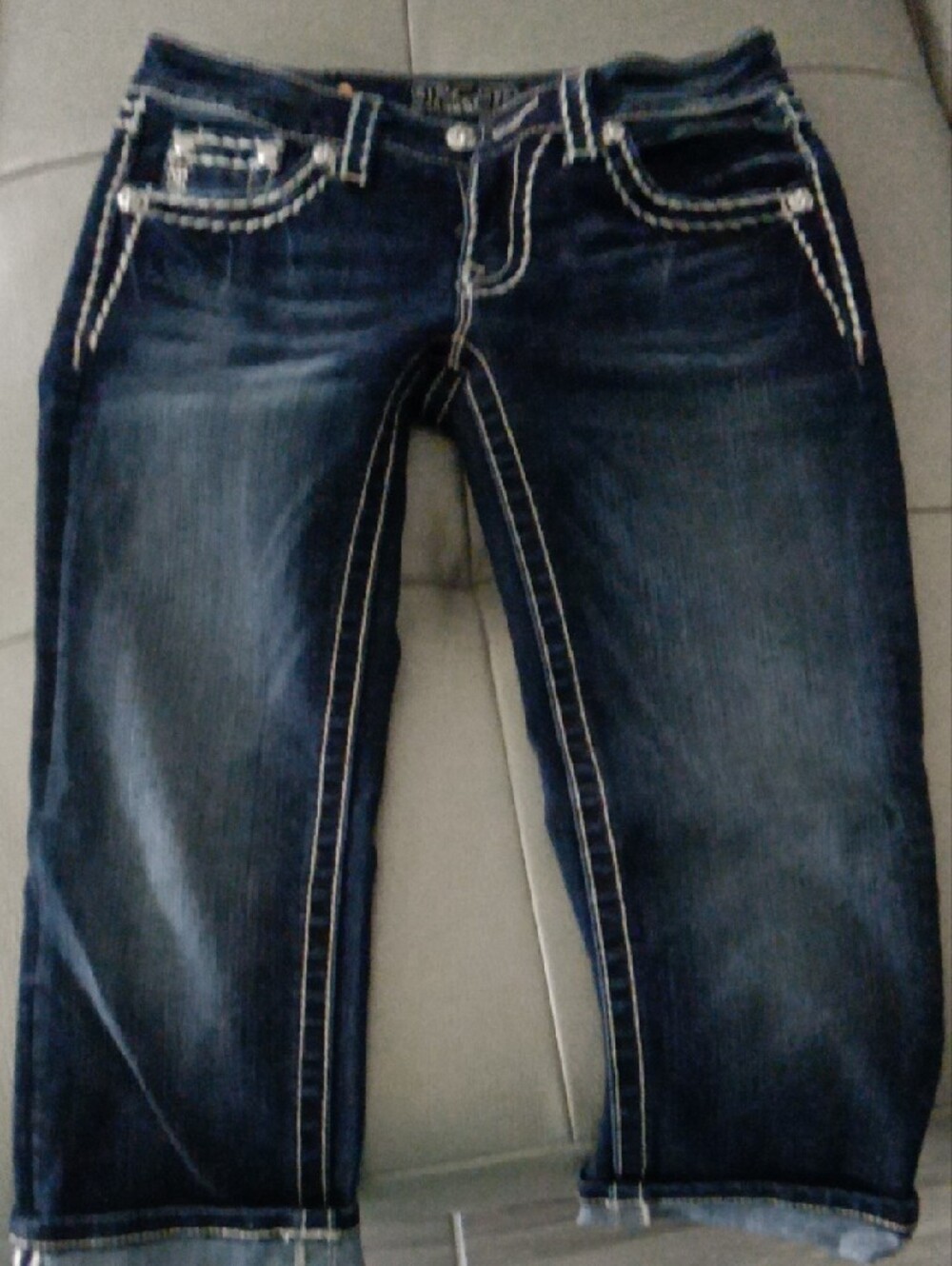 MISS ME Dark Blue Capri Jeans with Contrast Stitching - NWOT - Picture 3 of 4